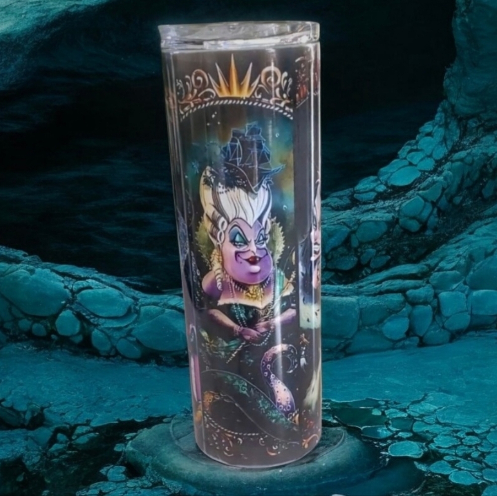 Disney Villains 20oz Holographic Tumbler 🎉sale